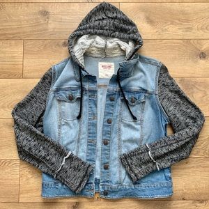Mossimo Supply Co. Denim Jacket Hoodie 🐴